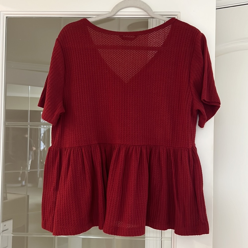 Red Lightweight Top - Picture 2 of 2